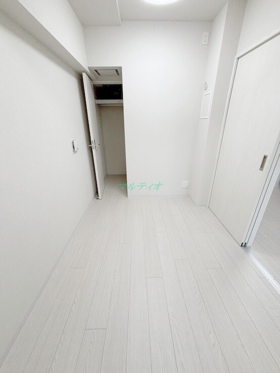 物件内観写真8　(洋室)