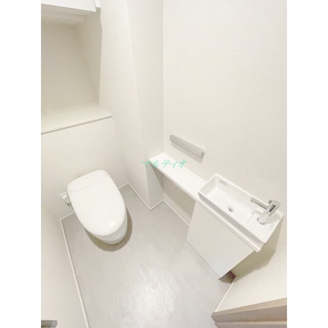 物件内観写真8　(トイレ)