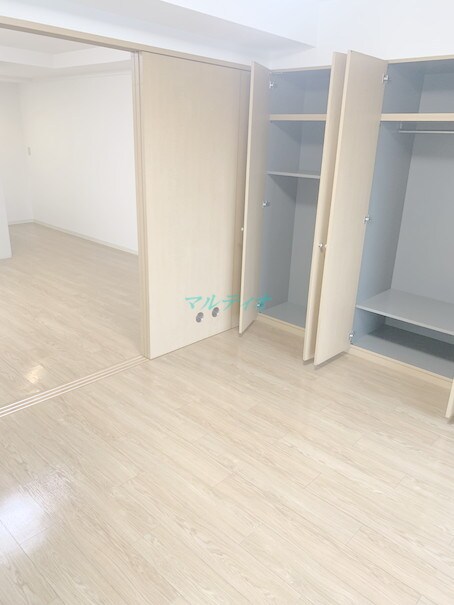 物件内観写真6　(洋室)