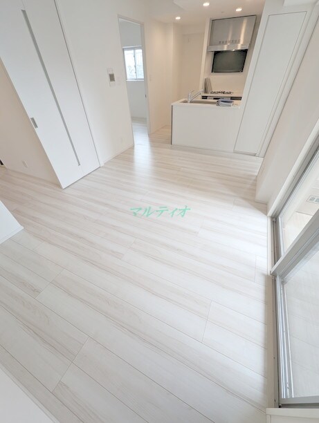 物件内観写真5　(リビング)