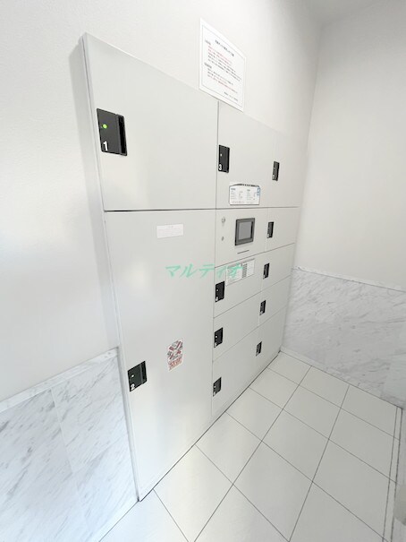 物件内観写真16　(宅配ボックス)
