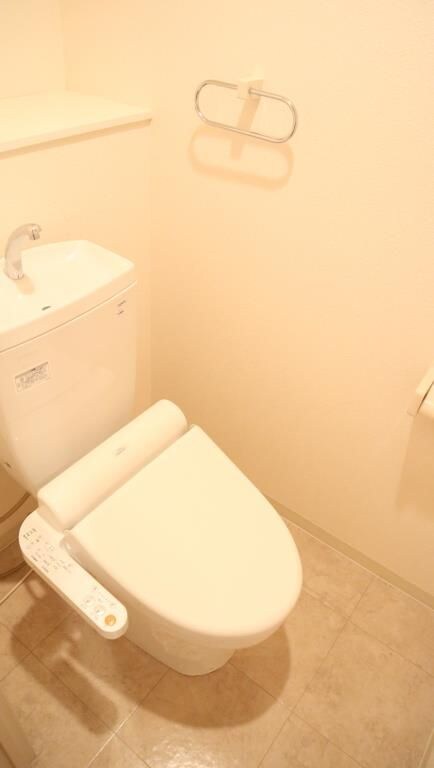 物件内観写真7　(トイレ)