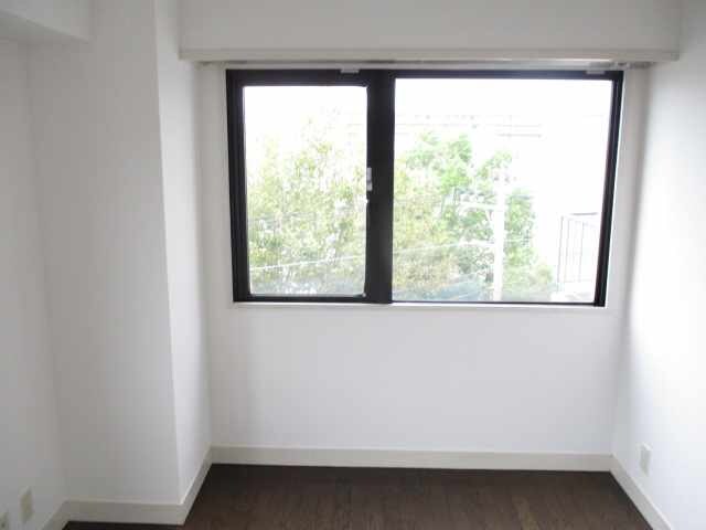 物件内観写真6　(洋室)