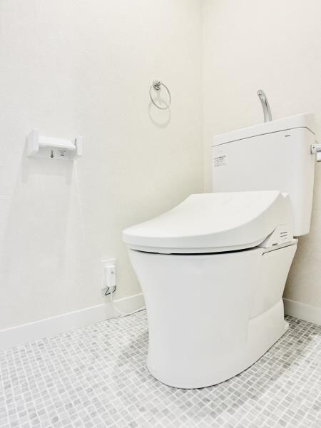 物件内観写真6　(トイレ)