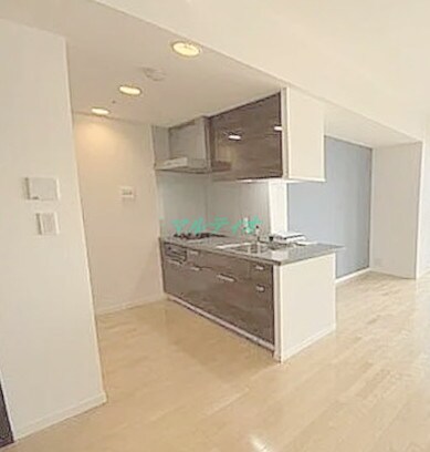 物件内観写真9　(洋室)