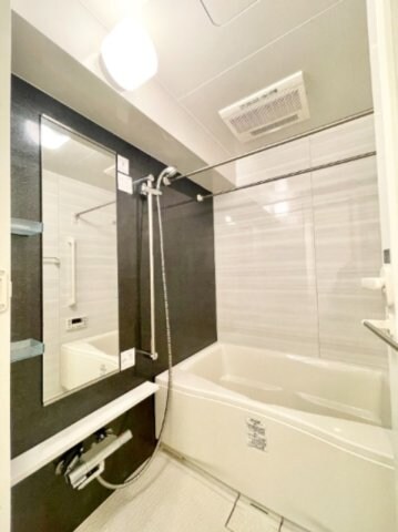 物件内観写真3　(浴室)