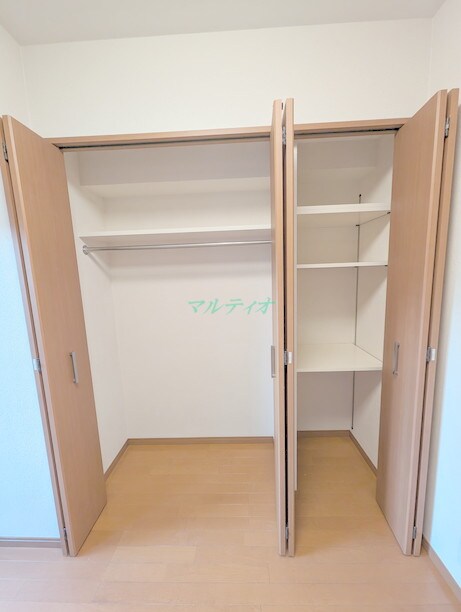 物件内観写真6　(収納)