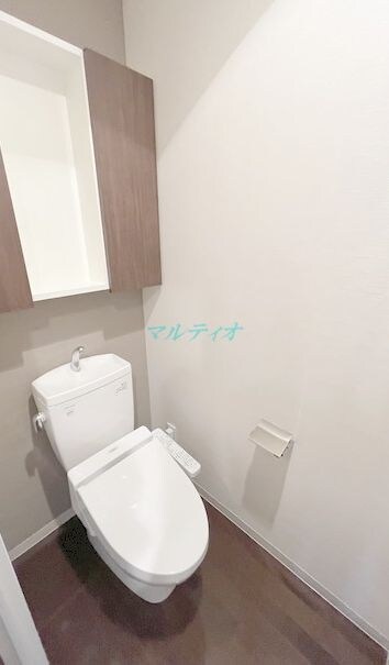 物件内観写真8　(トイレ)