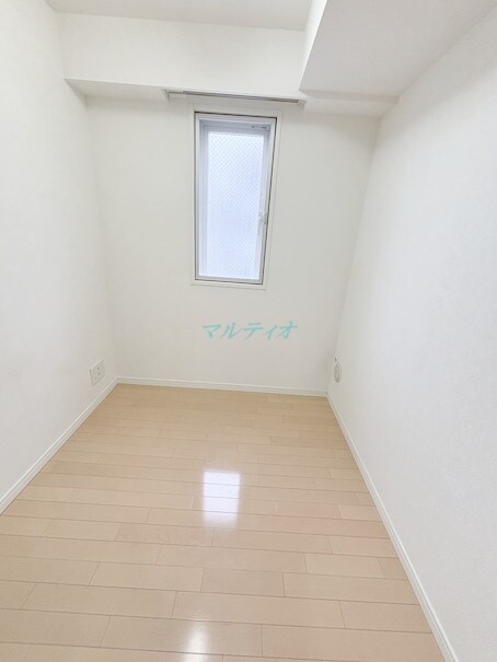 物件内観写真6　(洋室)