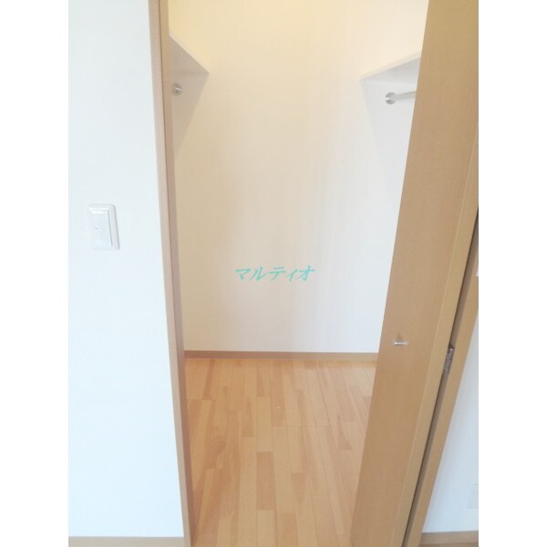 物件内観写真8　(WIC)