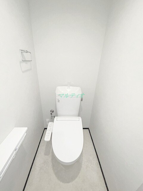 物件内観写真8　(トイレ)