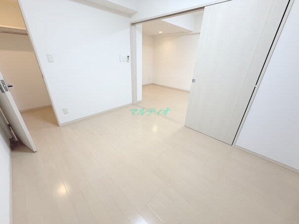 物件内観写真6　(洋室)