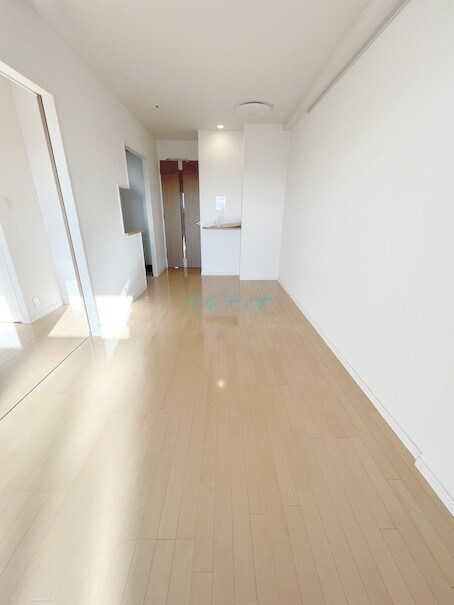 物件内観写真5　(リビング)