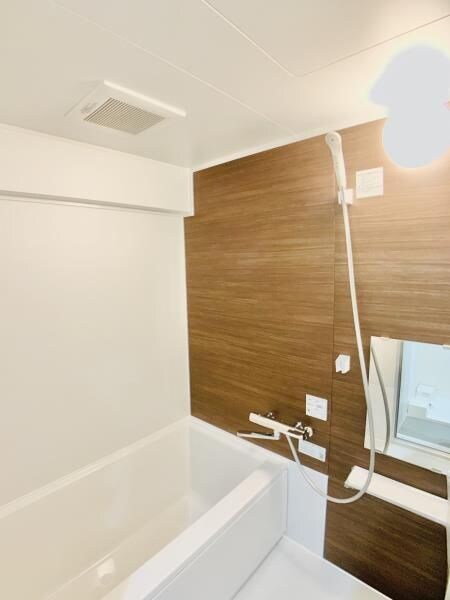 物件内観写真3　(浴室)