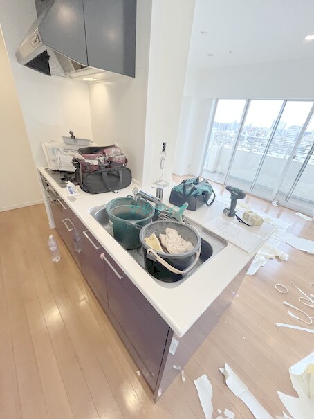 物件内観写真4　(キッチン（内装中）)