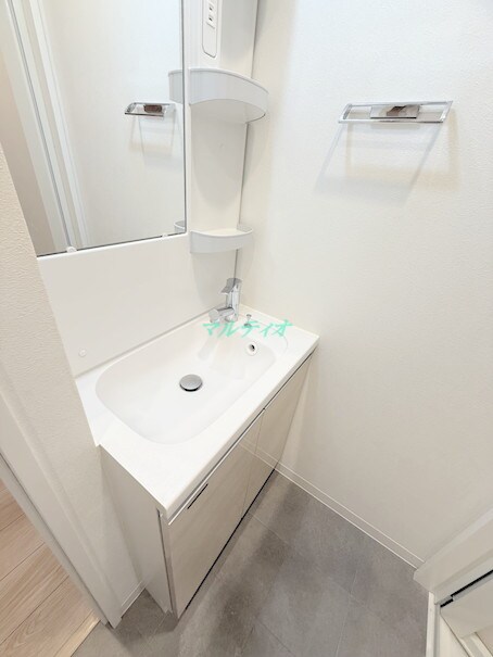 物件内観写真7　(洗面台)