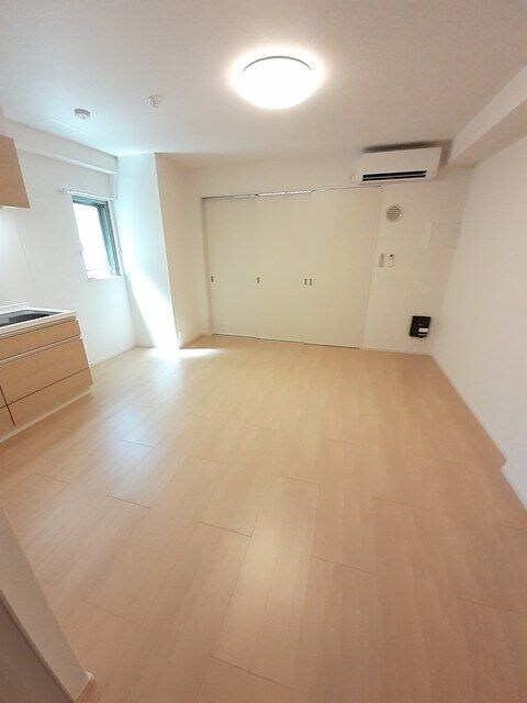 物件内観写真6　(洋室)