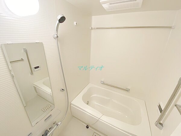 物件内観写真3　(浴室)