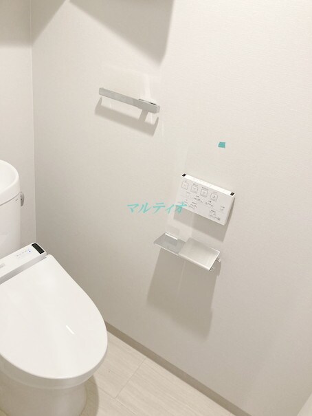 物件内観写真8　(トイレ)