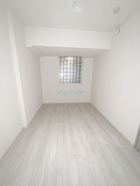 物件内観写真13　(洋室)