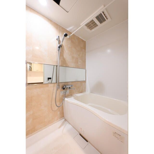 物件内観写真8　(浴室)