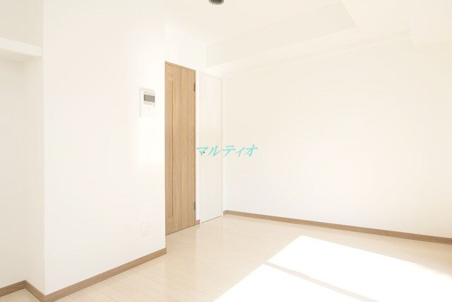 物件内観写真6　(洋室)