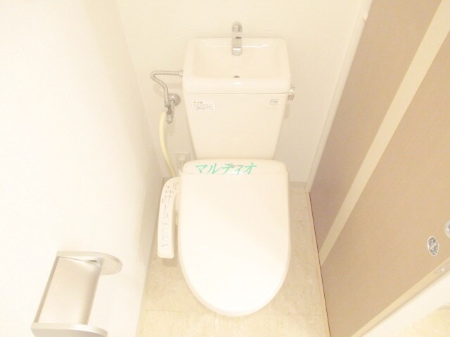 物件内観写真8　(トイレ)