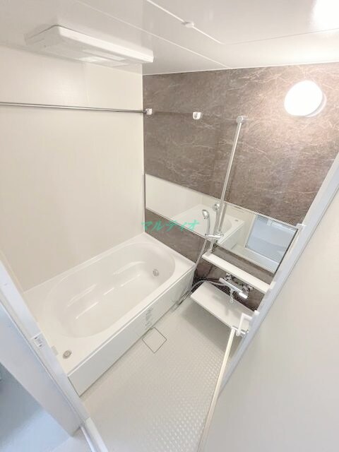 物件内観写真3　(浴室)