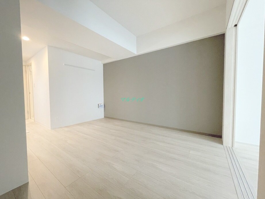 物件内観写真6　(洋室)