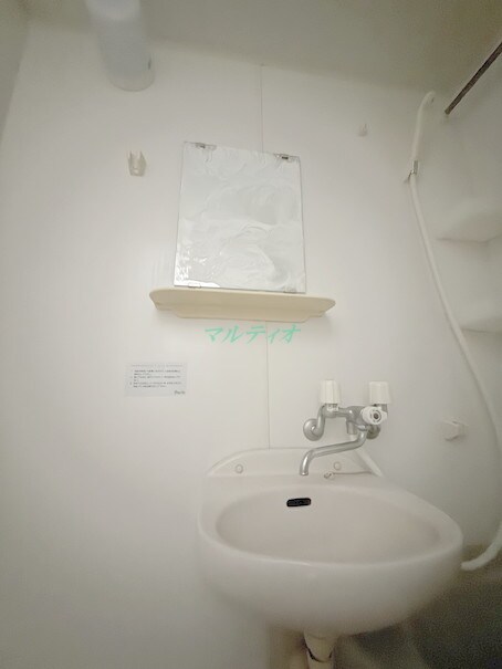 物件内観写真6　(洗面台)