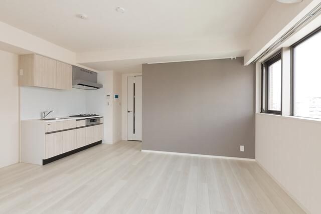 物件内観写真4　(洋室)