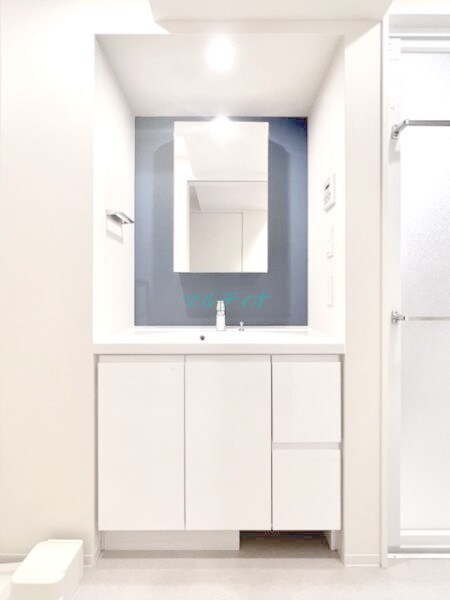 物件内観写真5　(洗面台)