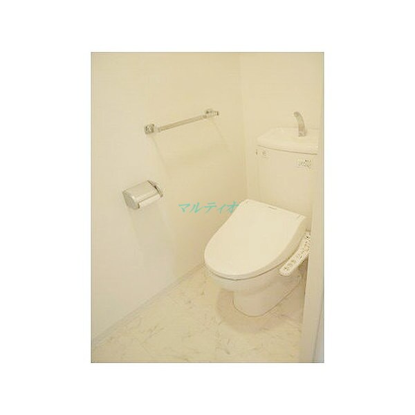 物件内観写真6　(トイレ)