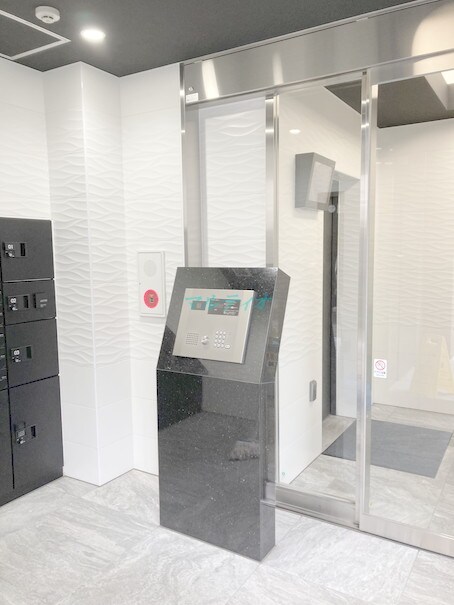 物件外観写真2　(エントランス)