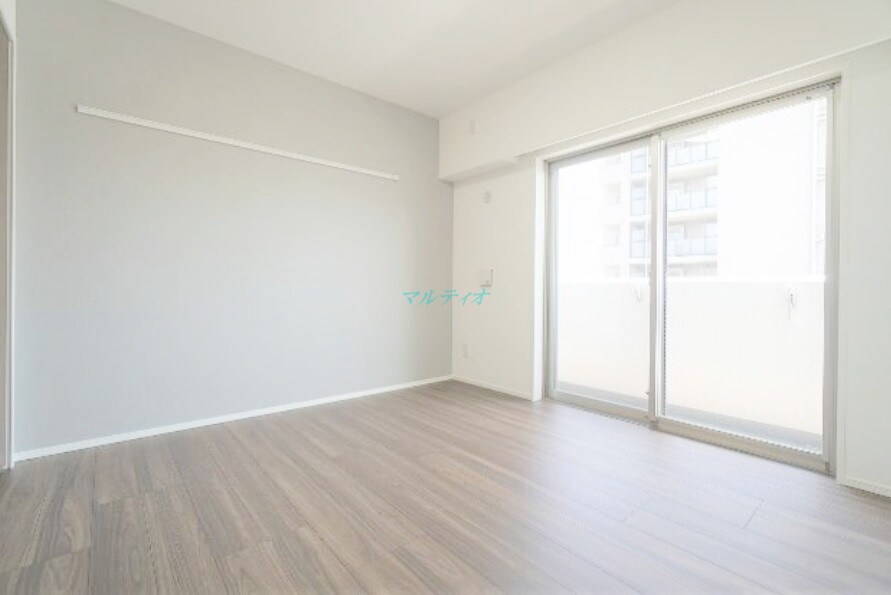 物件内観写真8　(洋室)