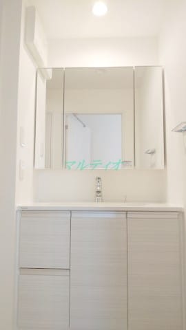 物件内観写真6　(洗面台)
