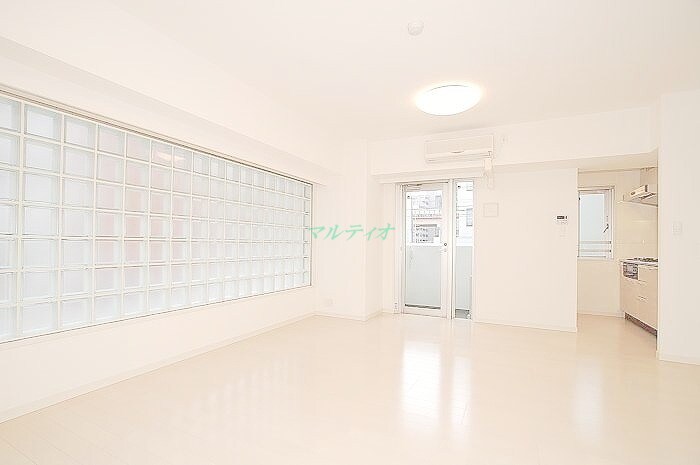 物件内観写真5　(洋室)