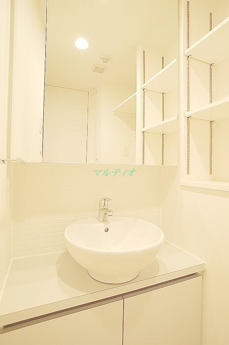 物件内観写真6　(洗面台)