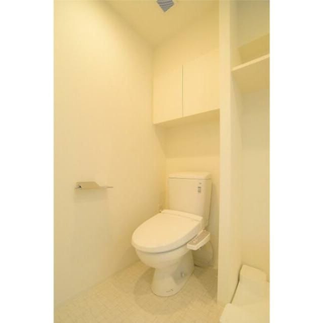 物件内観写真4　(トイレ)