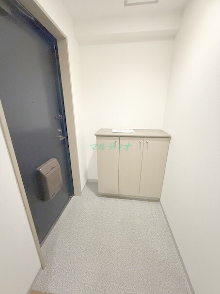 物件内観写真9　(玄関)