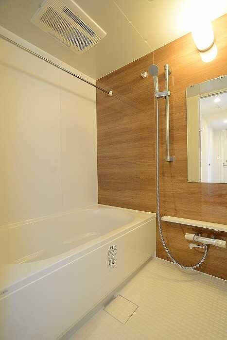 物件内観写真4　(浴室)