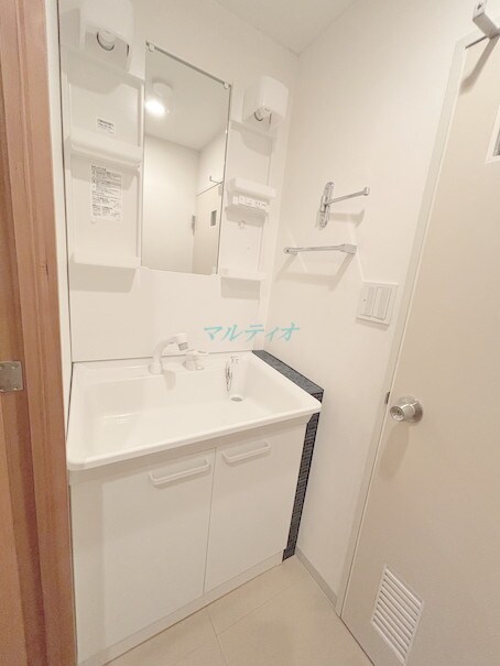 洗面・脱衣所(シャンプードレッサー（独立洗面台）♪)