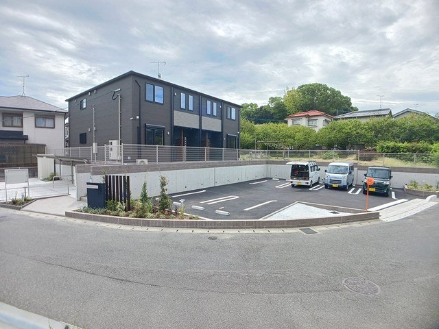 サクラ　アパートメント