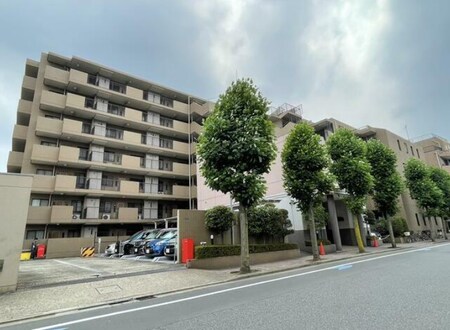 モア・クレスト大島外観写真