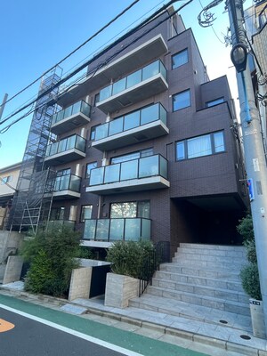 ＬＡ　ＲＥＩＮＡ　ＩＣＨＩＧＡＹＡ　ＫＡＧＡＣＨＯ（ラレイナ市谷加賀町）外観写真