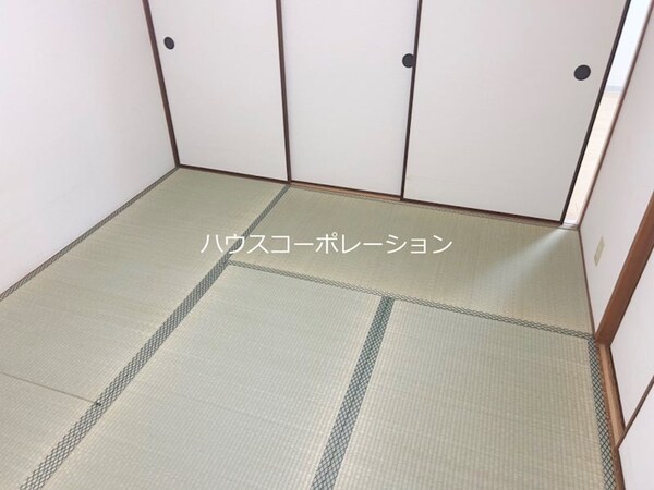 ベッドルーム