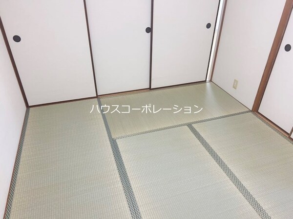 ベッドルーム