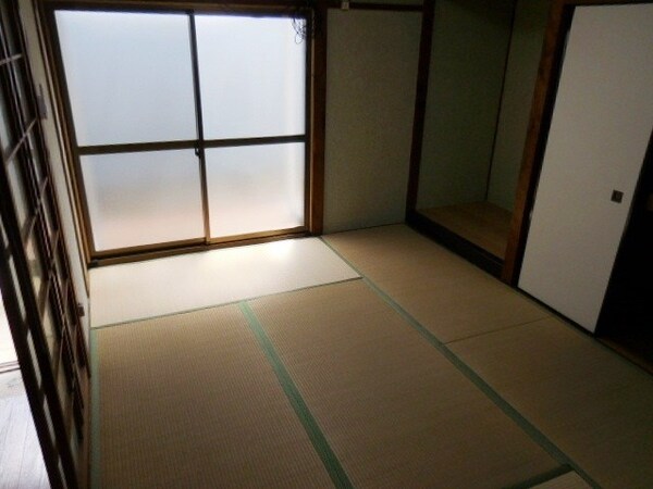 ベッドルーム