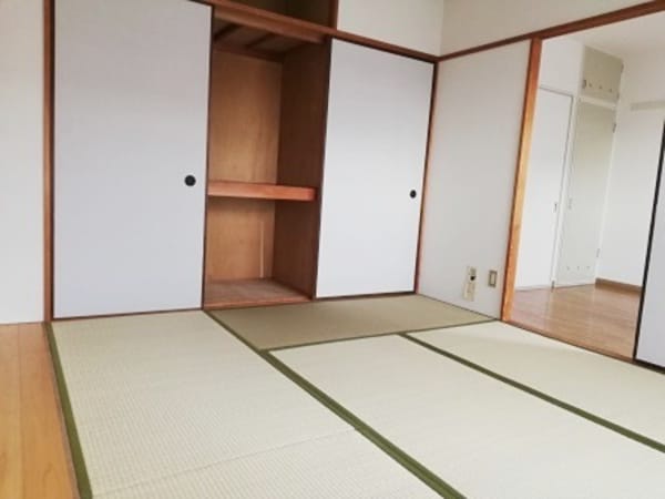 ベッドルーム