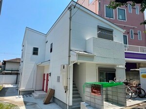 ブルーマーク神田中通外観写真